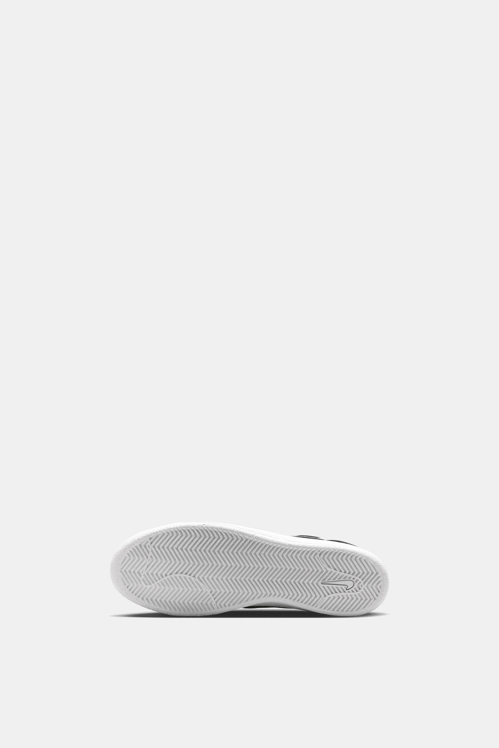 Nike SB Zoom Tennis Classic
