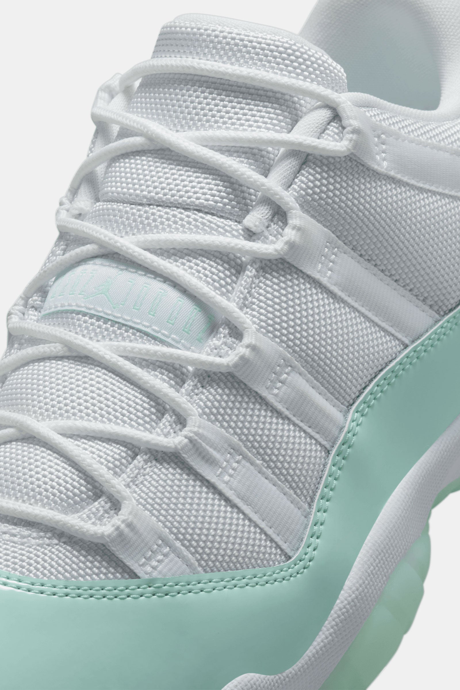 Women's Air Jordan 11 Retro Low