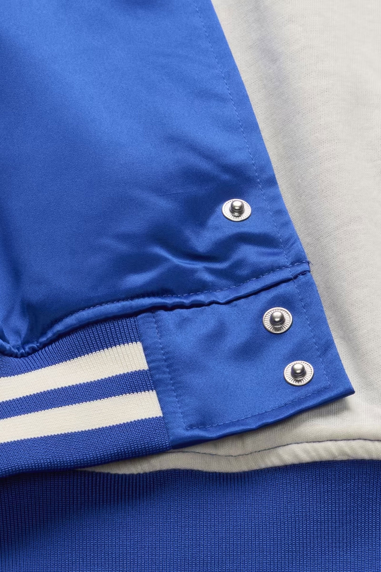 Los Angeles Dodgers Retro Roots Lightweight Satin Jacket