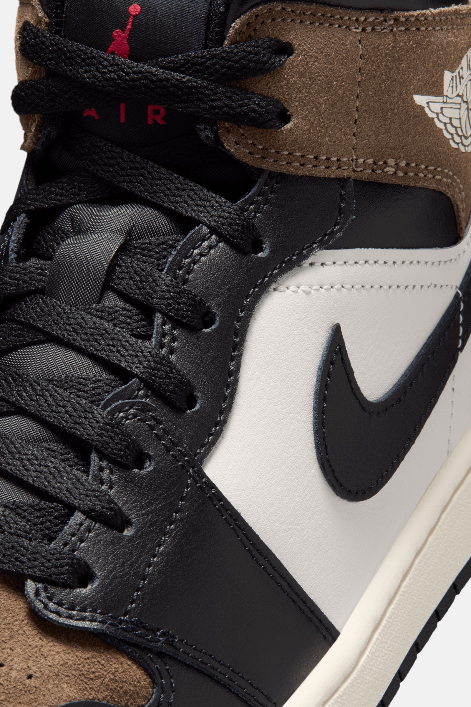 Air Jordan 1 Mid