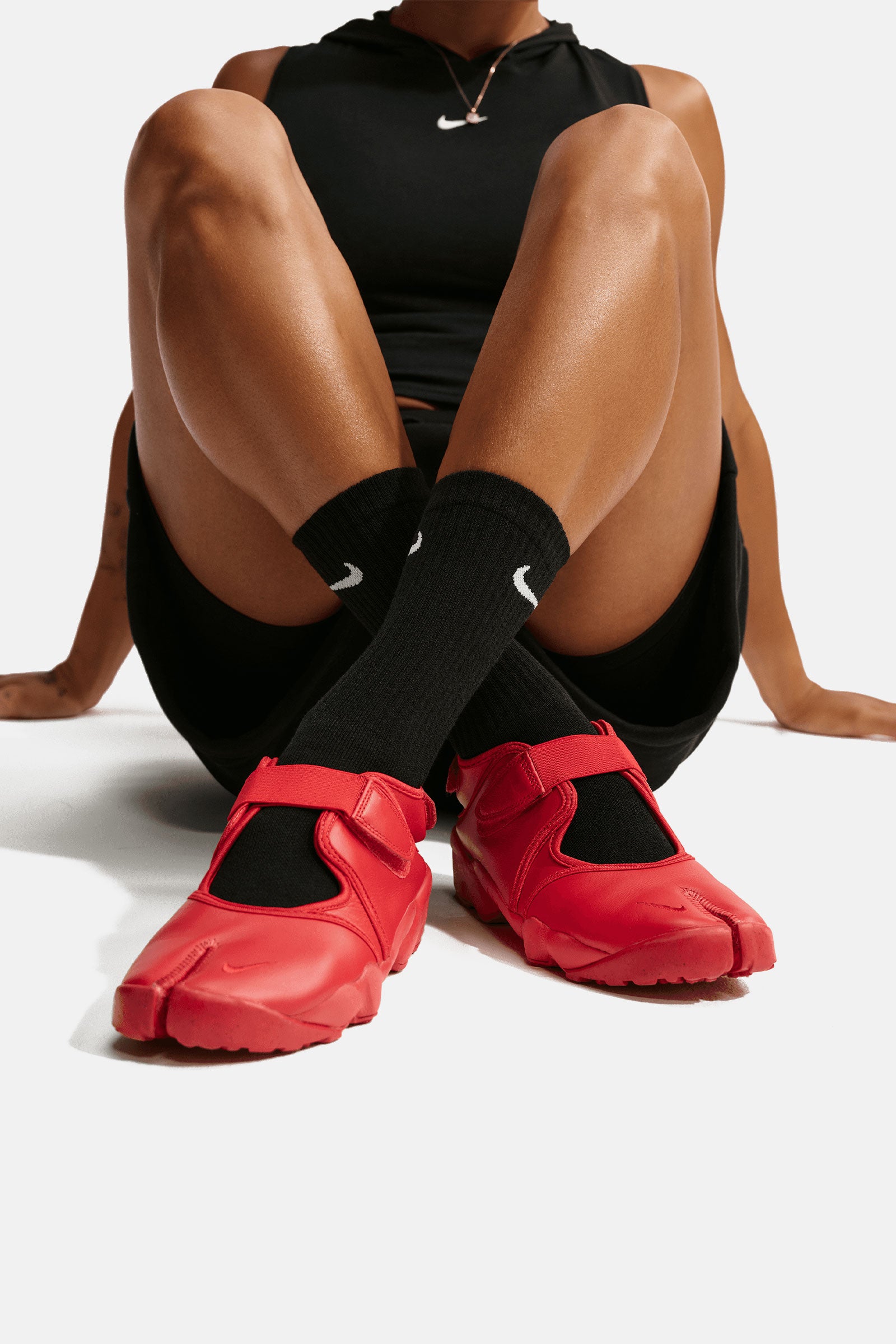 Nike Everyday Plus Lightweight Crew Split-Toe Socks