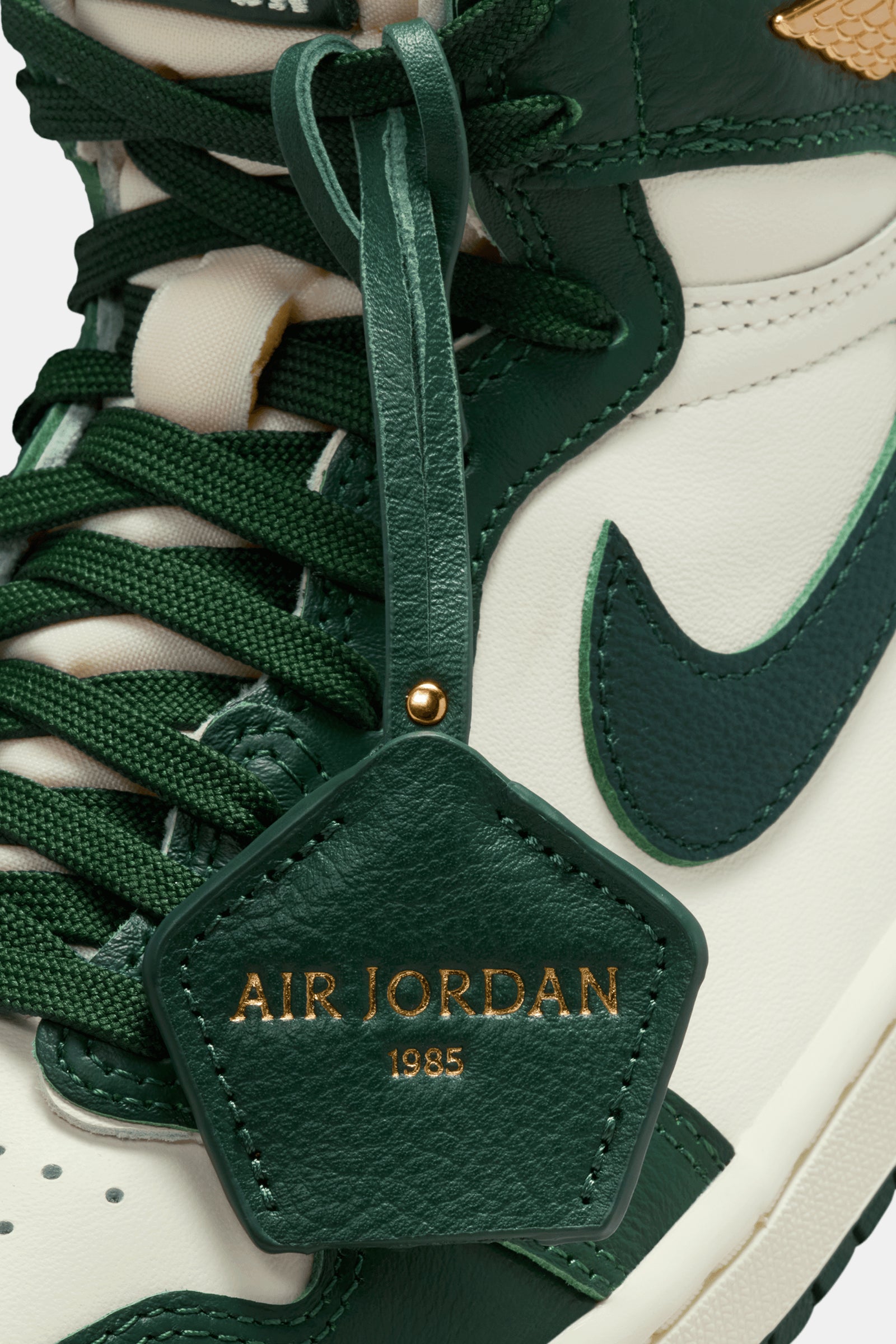 Womens Jordan 1 Retro High OG