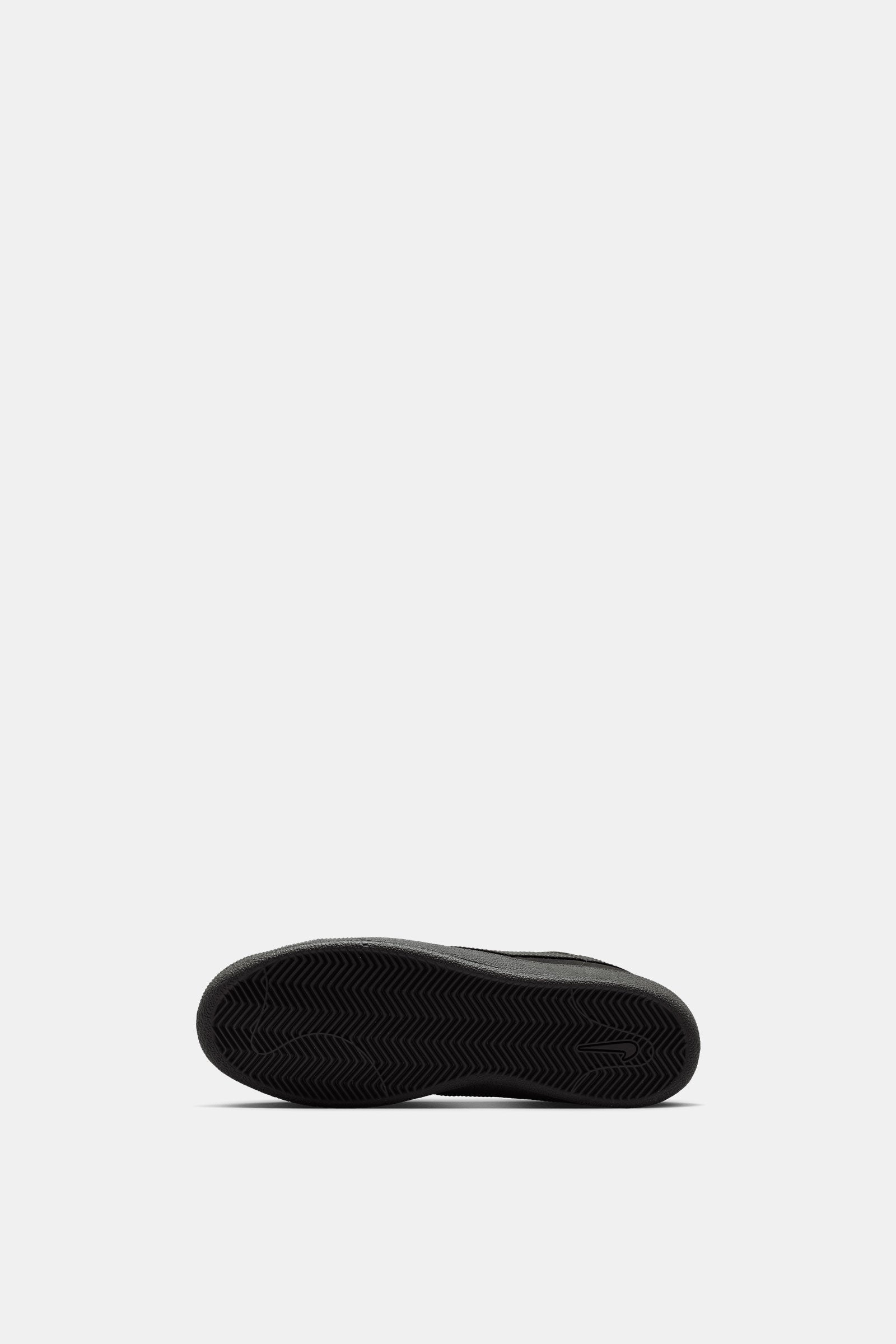 Nike SB Zoom Tennis Classic