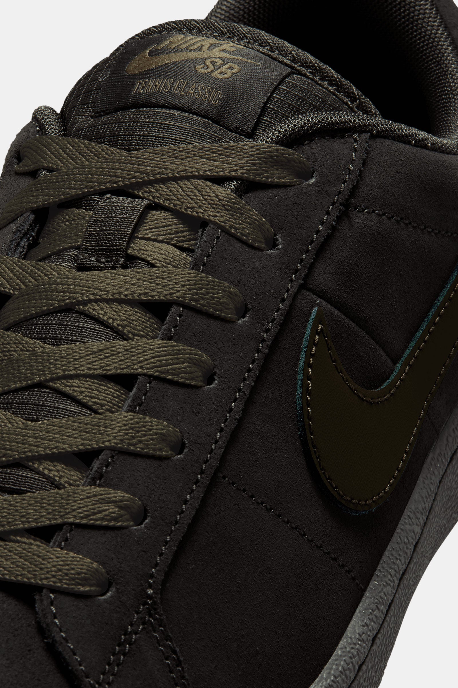 Nike SB Zoom Tennis Classic