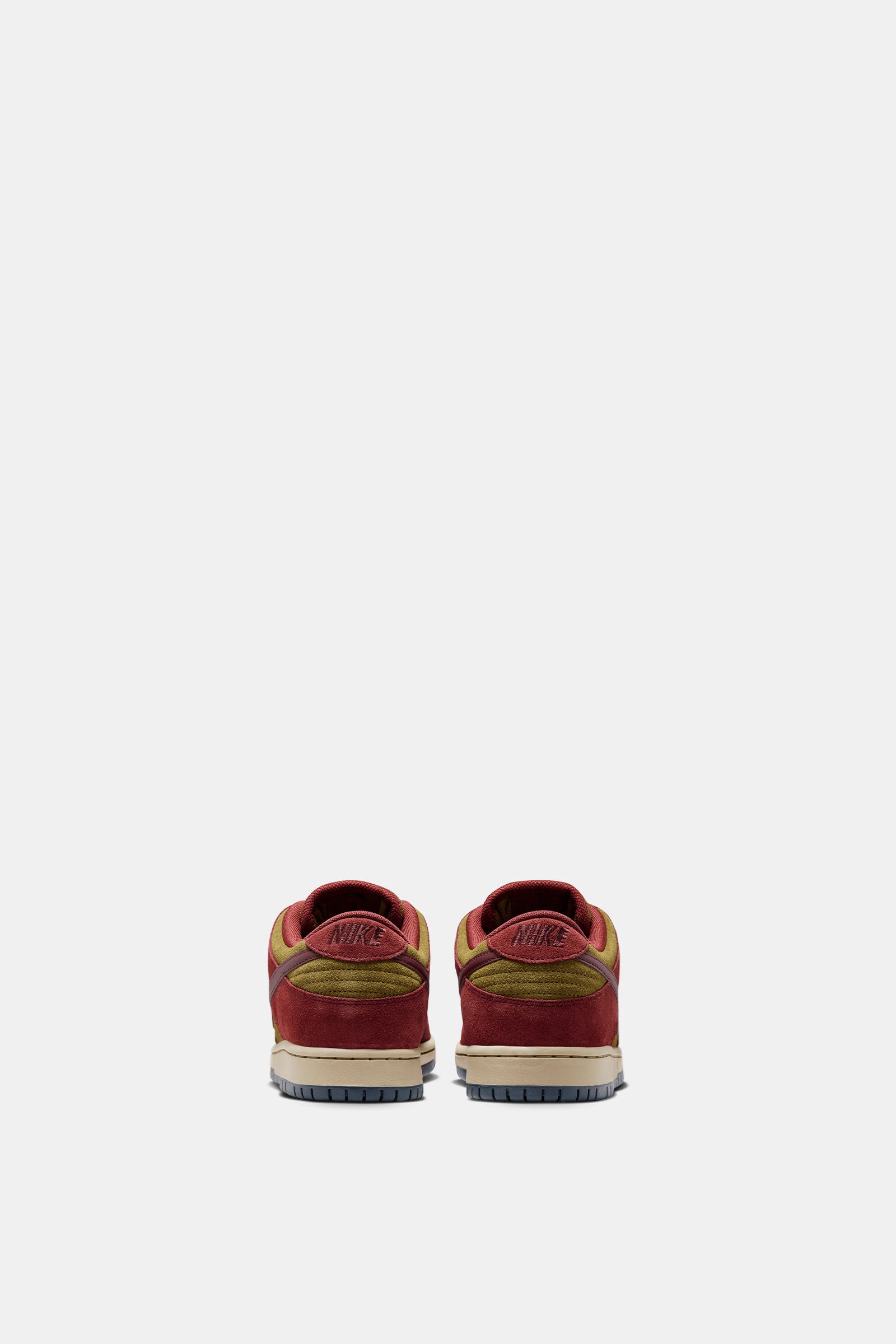 Nike SB Dunk Low Pro