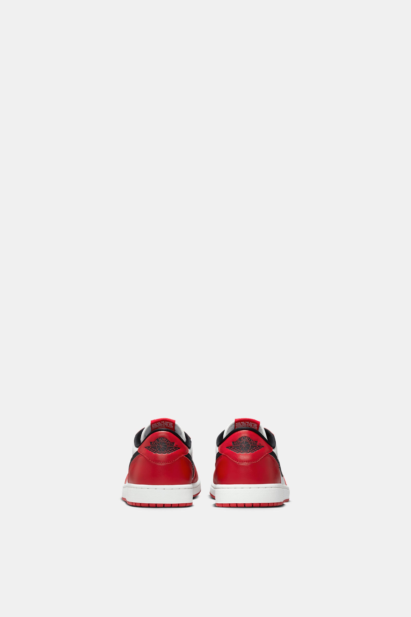 Air Jordan 1 Retro Low OG "Chicago"
