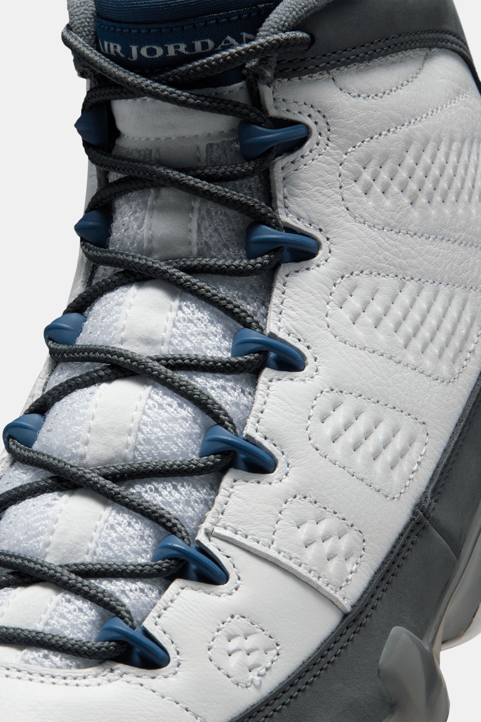 Air Jordan 9 Retro