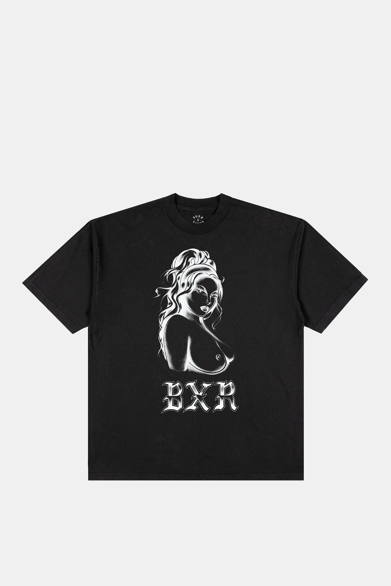 Hyna Tee