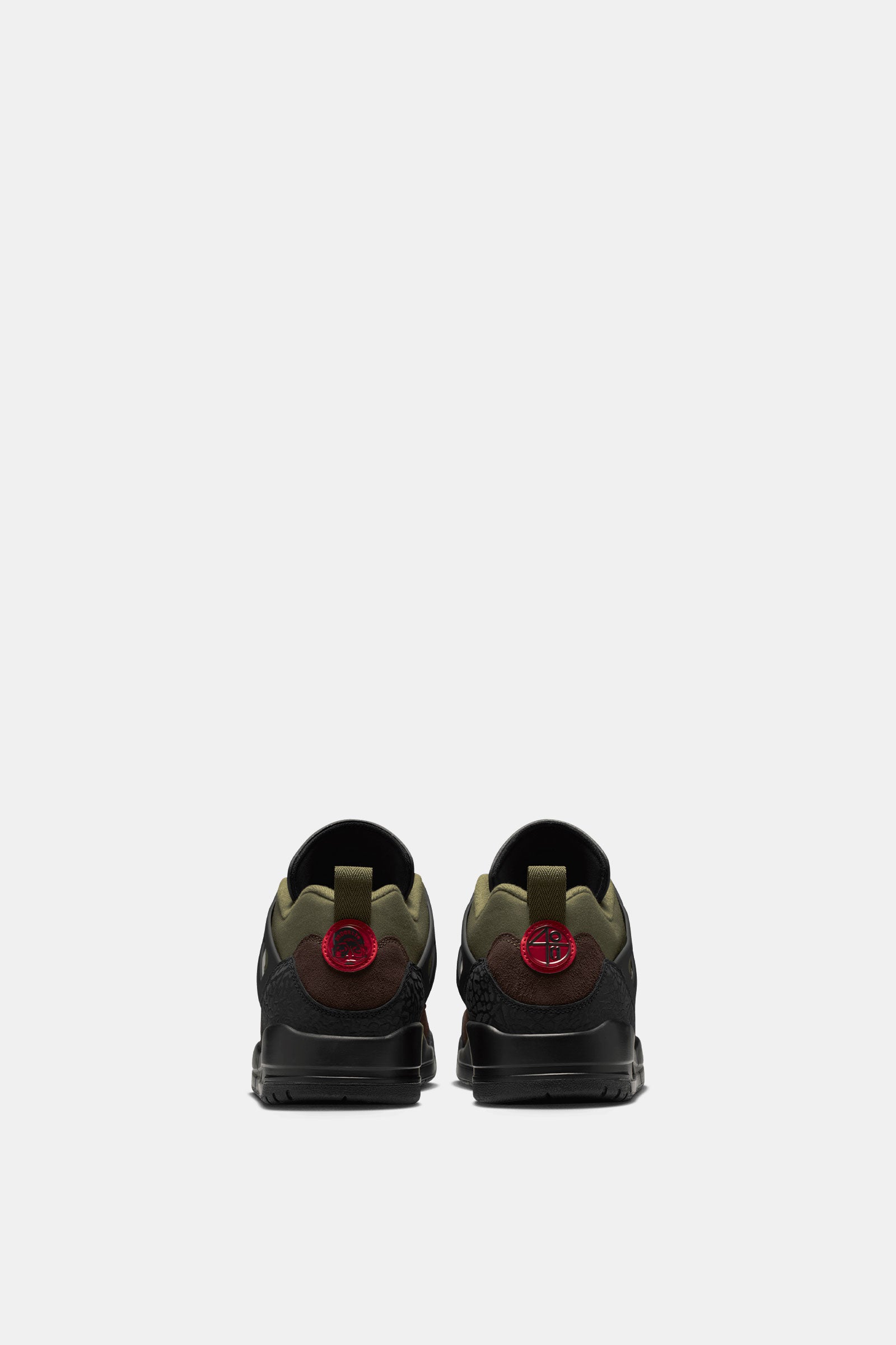 Jordan Spizike Low