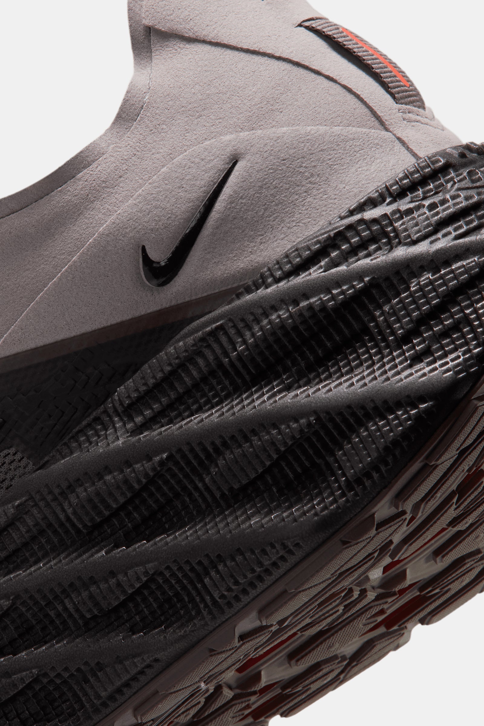 Nike Ava Edge