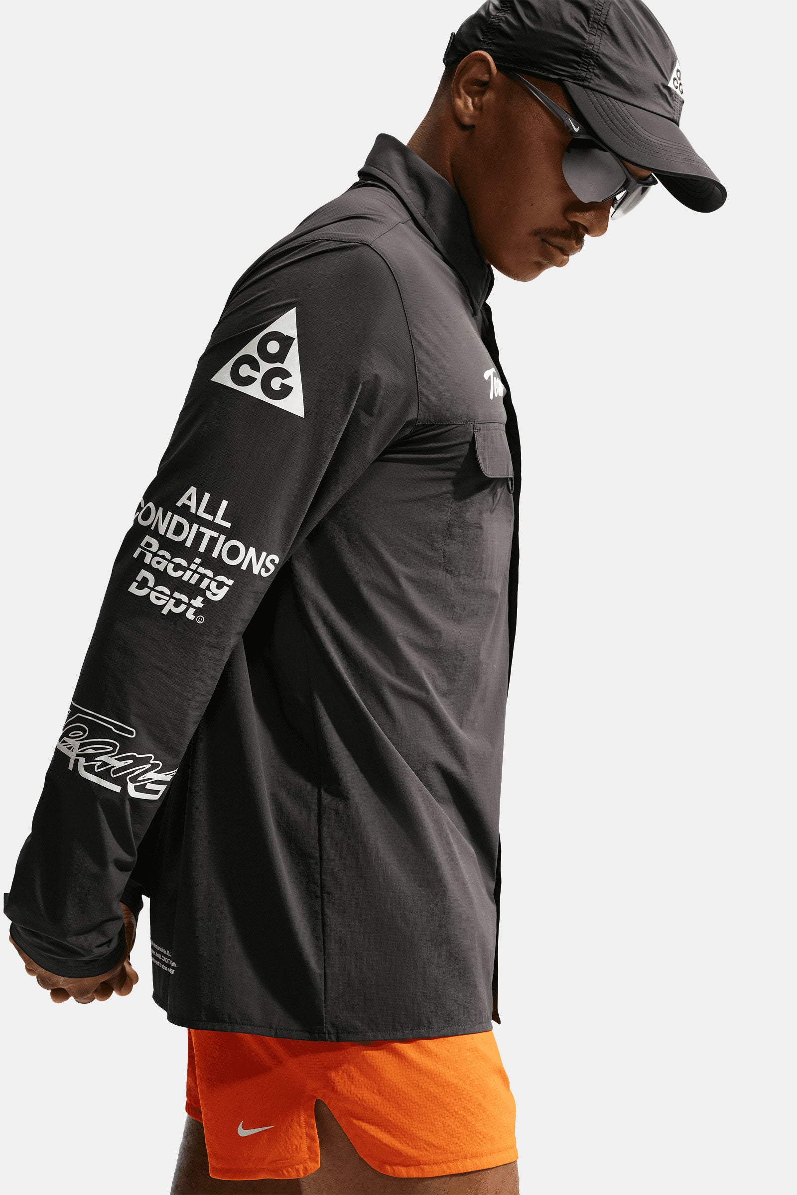 ACG "Aireez" UV-Resistant Button-Up Long Sleeve Graphic Top