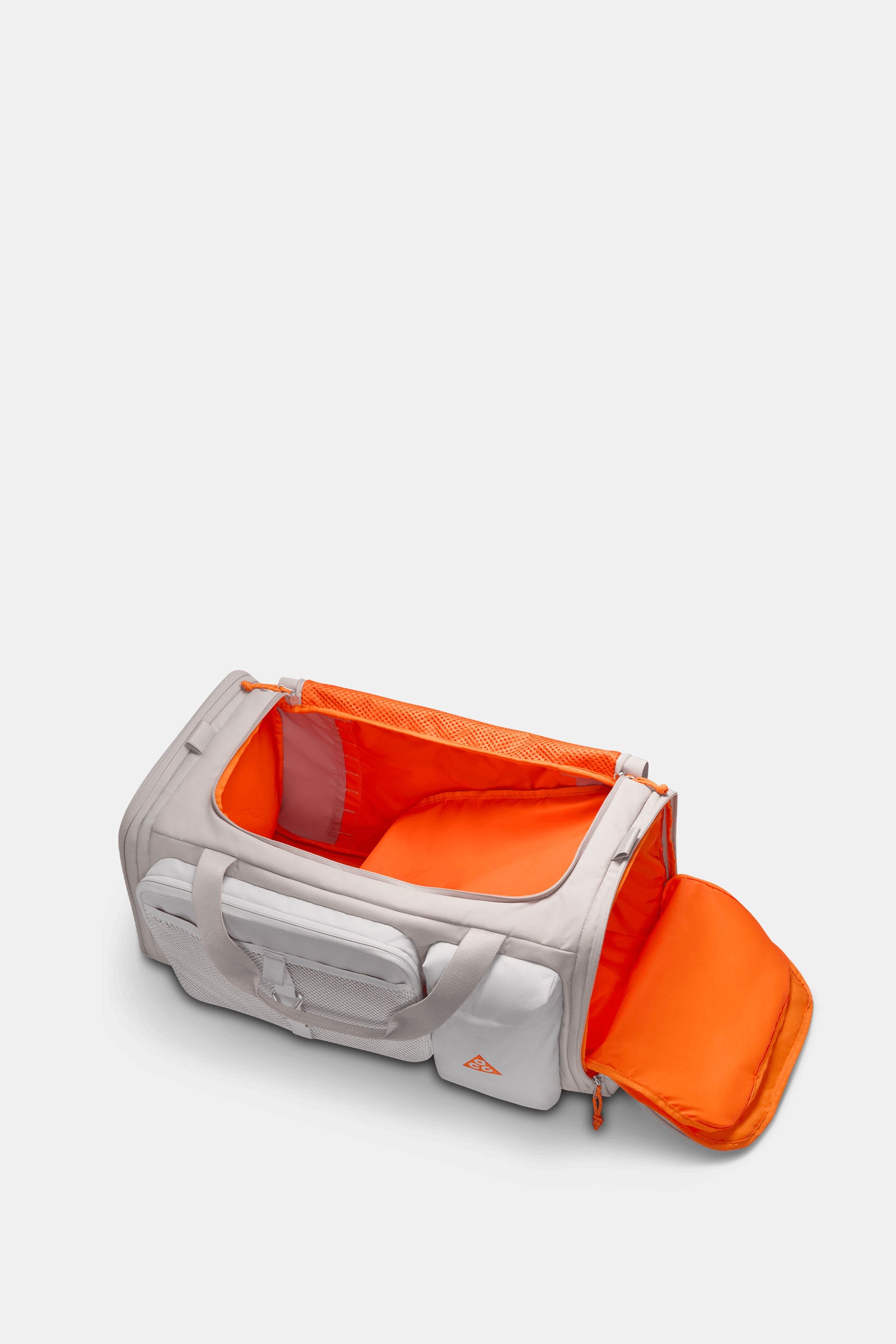 Nike ACG "DAYMAX" Duffle Bag (60L)