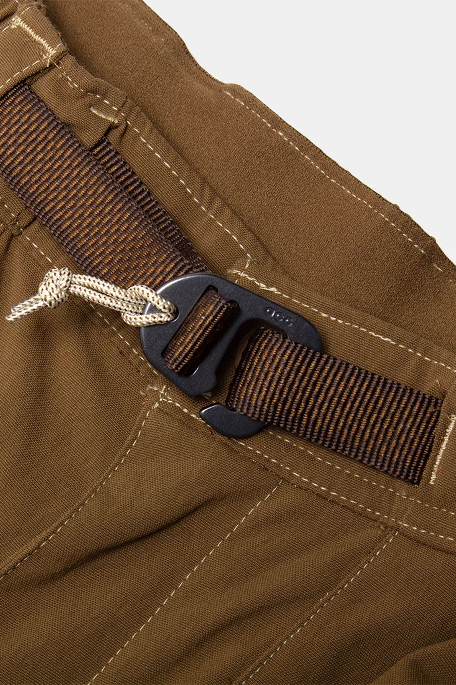 Nike ACG "Smith Summit" Zip Cargo Pants