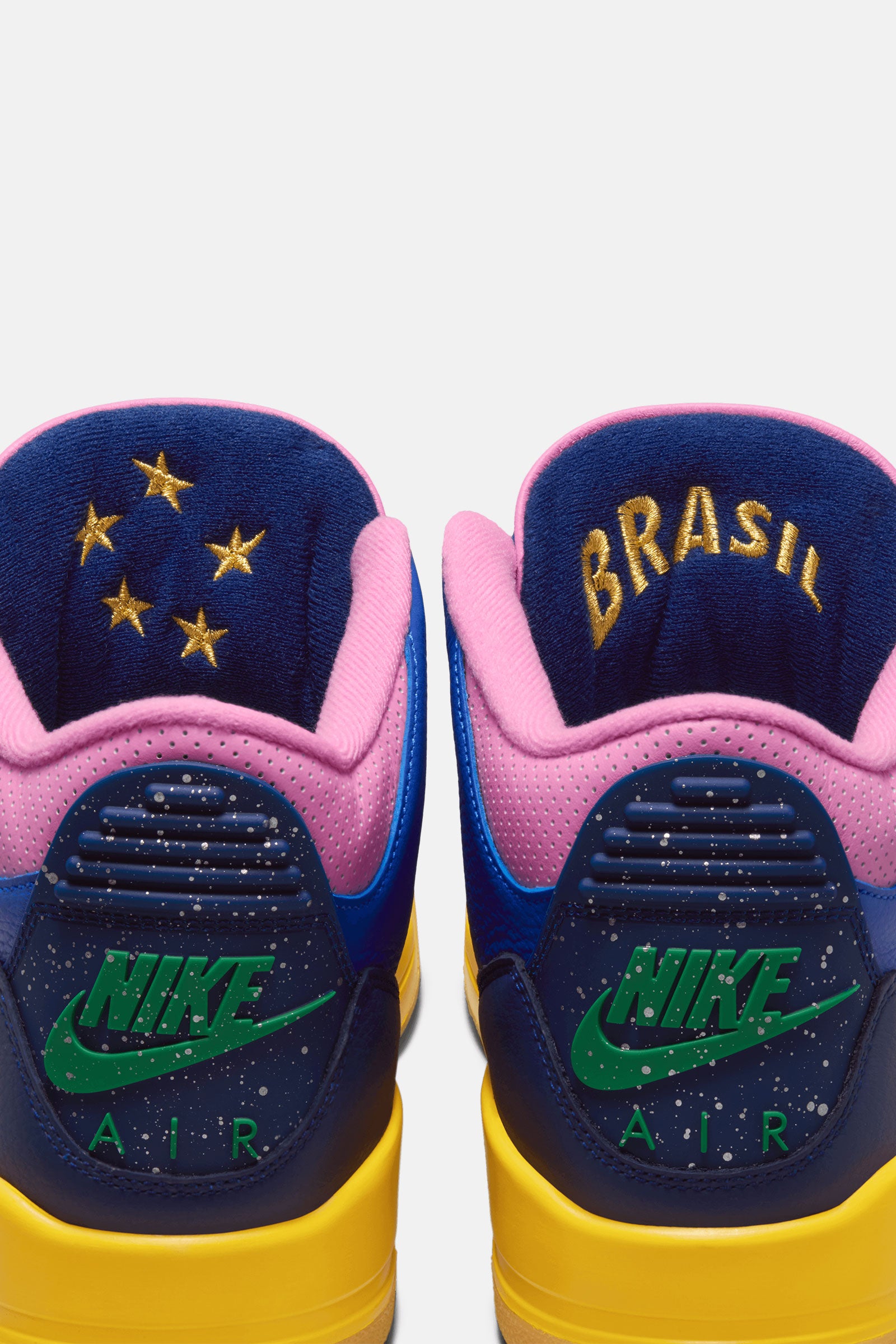 Air Jordan 3 Retro OG "Brazil"