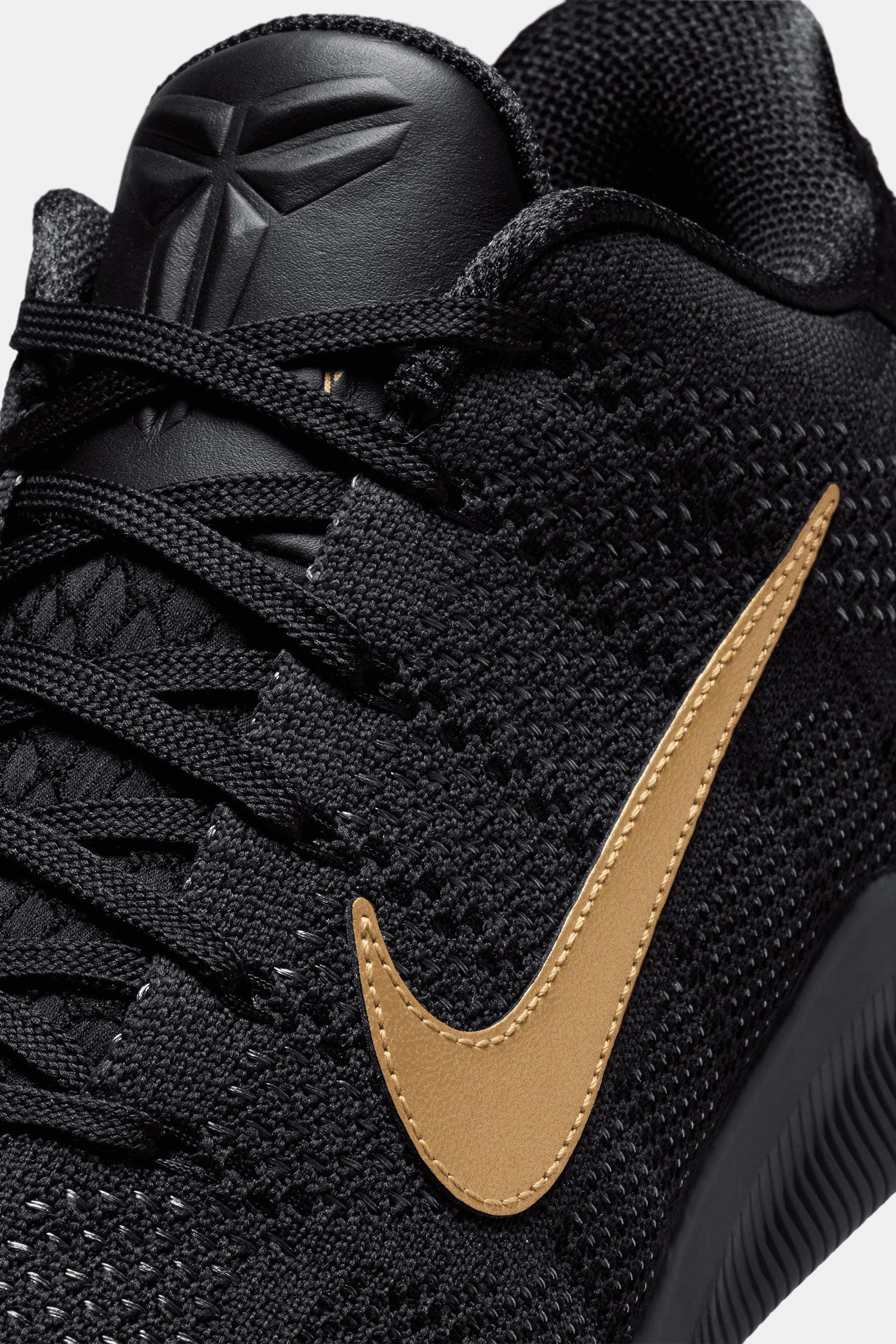 Kobe XI Elite Protro