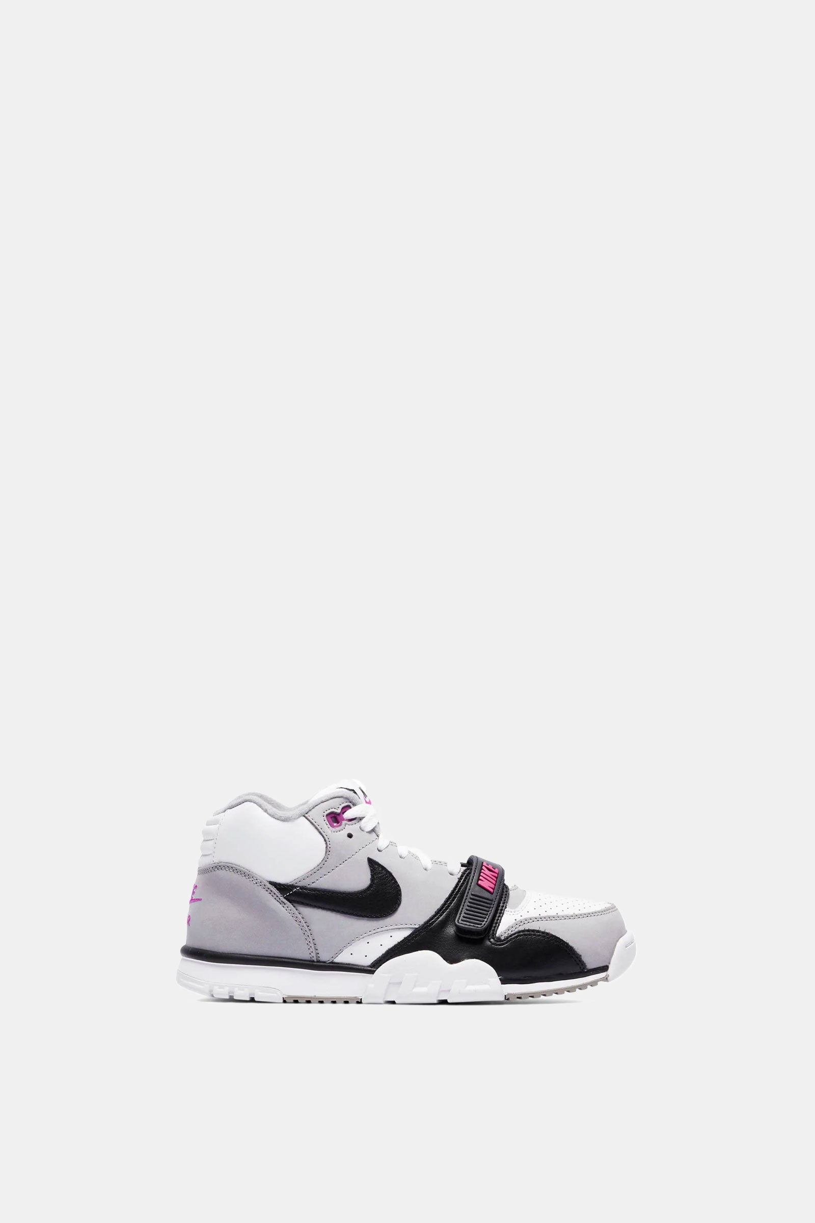 NIKE AIR TRAINER 1