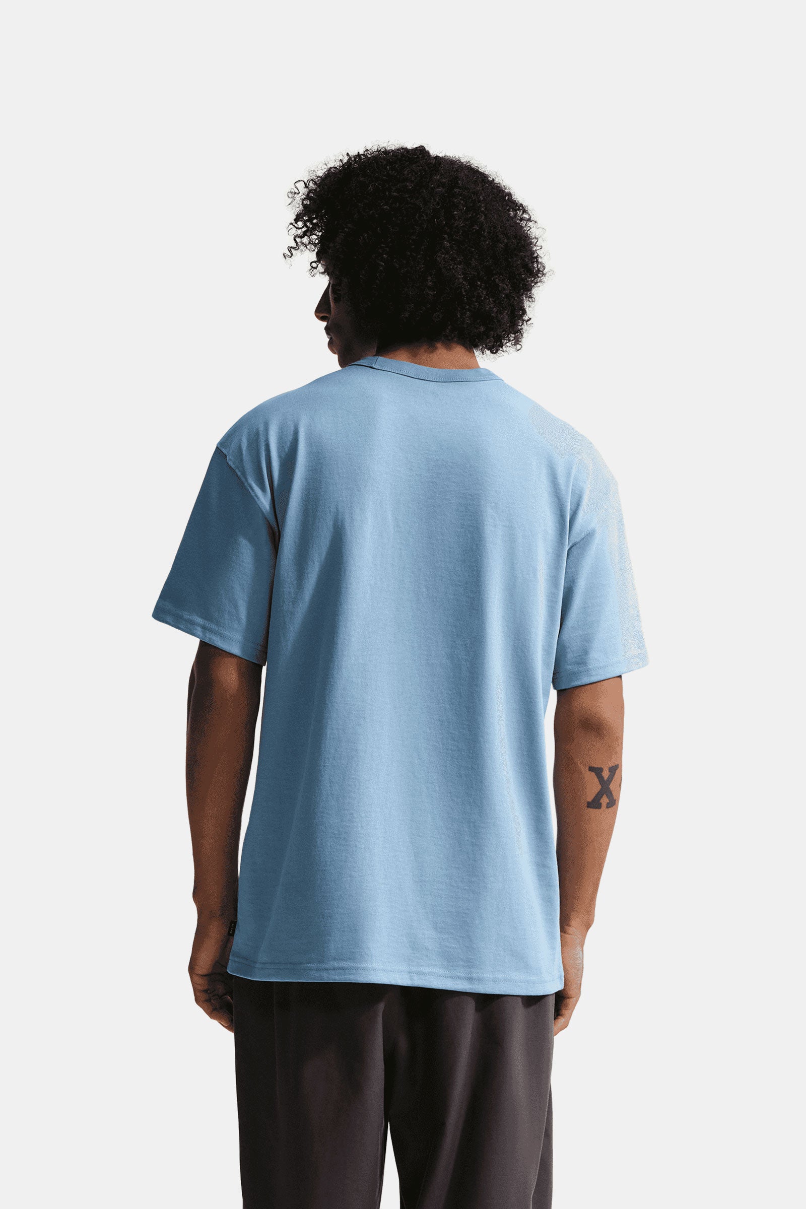 Nike Sportswear Premium Essentials SS Tee