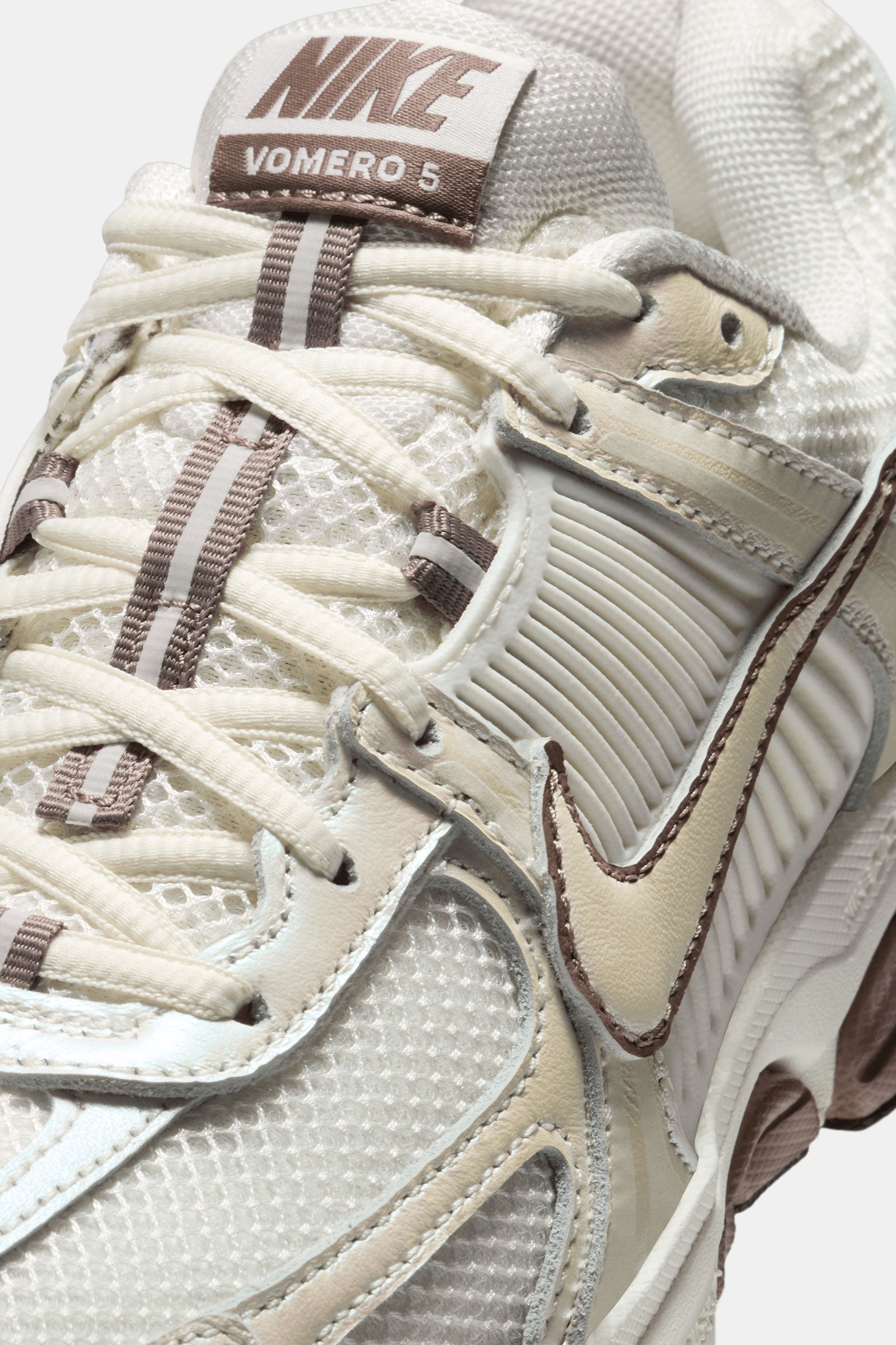 Women's Nike Zoom Vomero 5